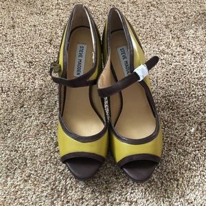Steve Madden green and brown heels